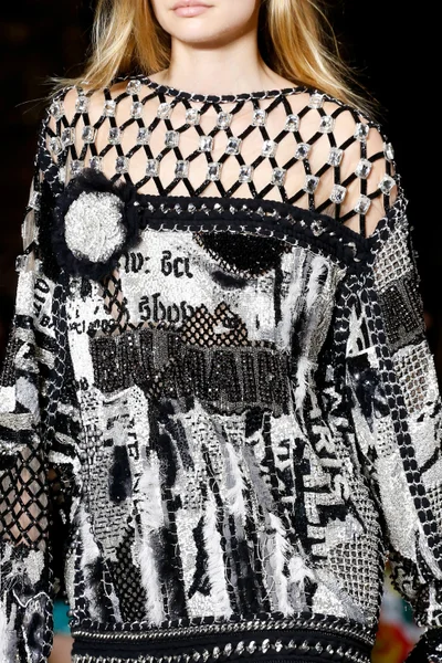 Look 21
